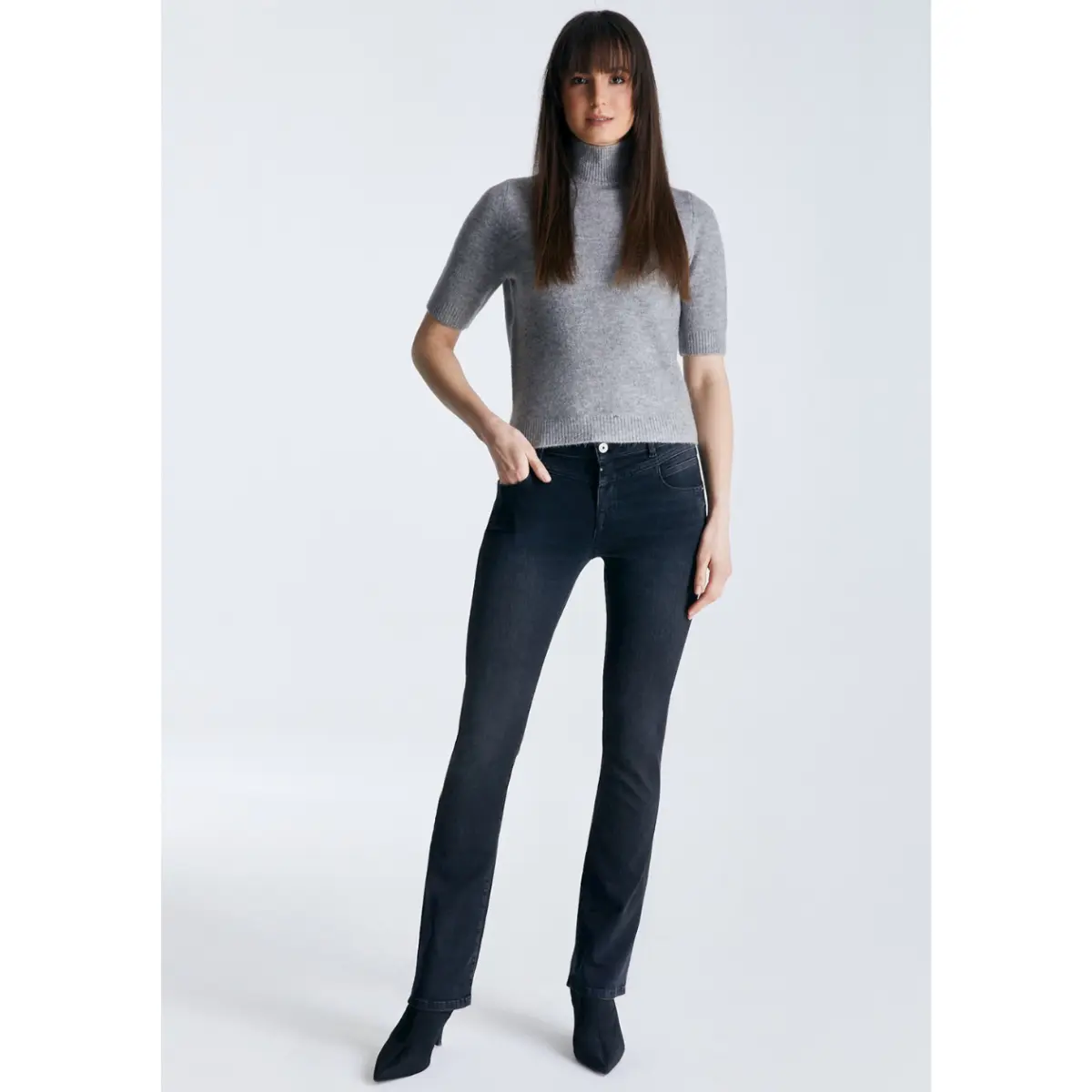 Cup Of Joe Judith Bootcut Fit Black VT